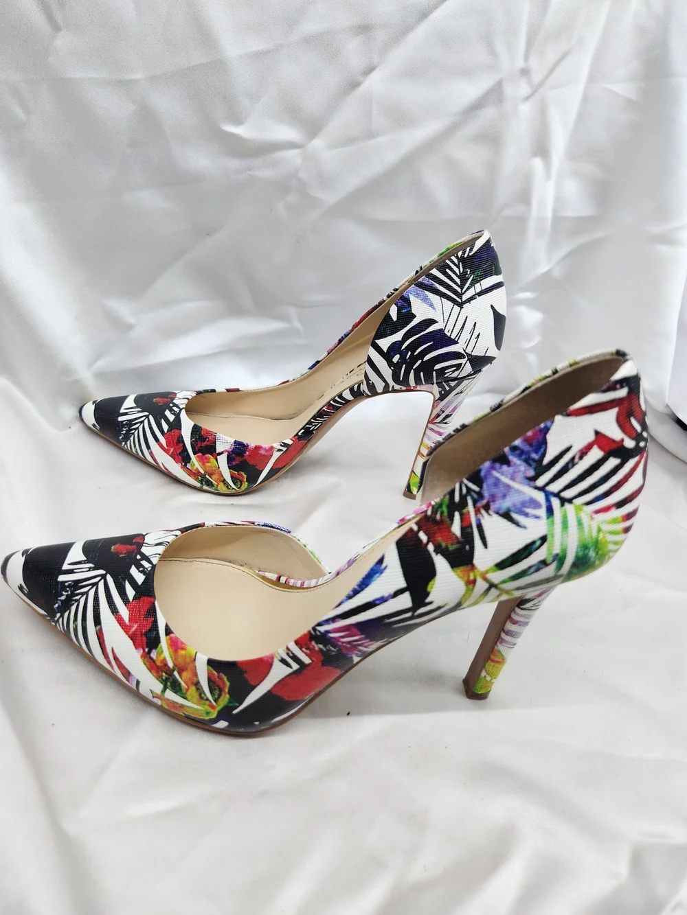 Jessica Simpson Black Multi Tropical D'Orsay Pointed Heels